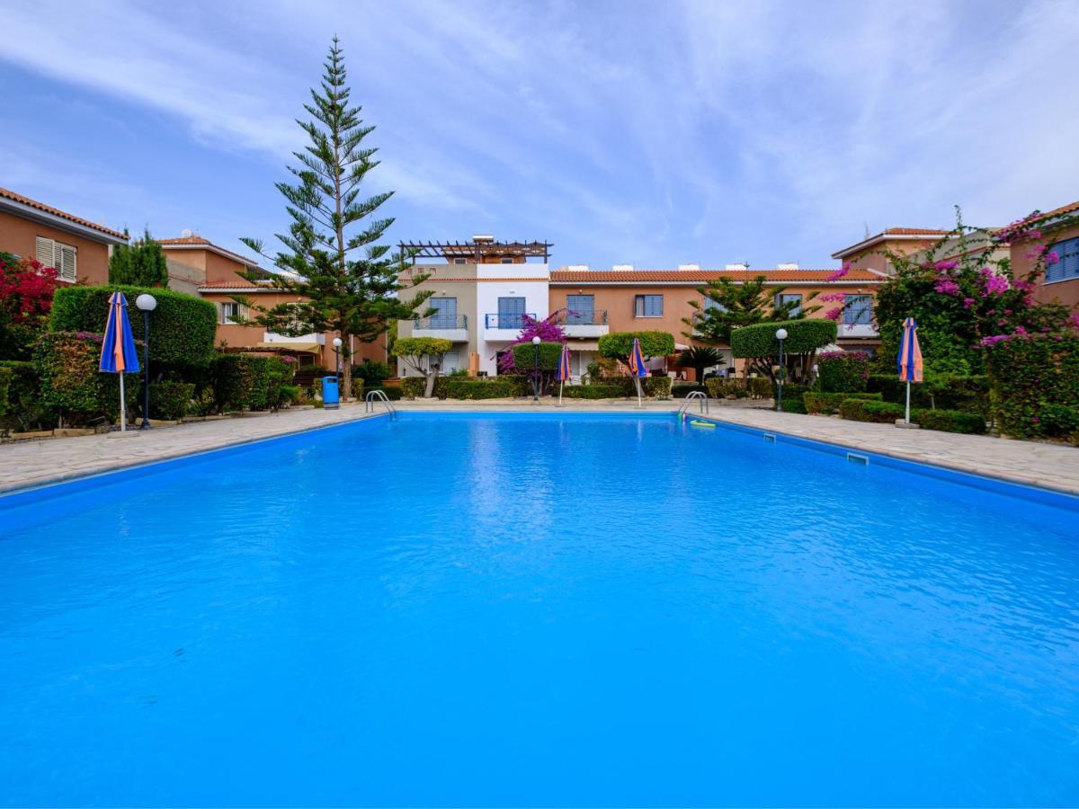 Villa Nephele-Stylish 2Bd Townhouse In Kato Paphos Exterior foto